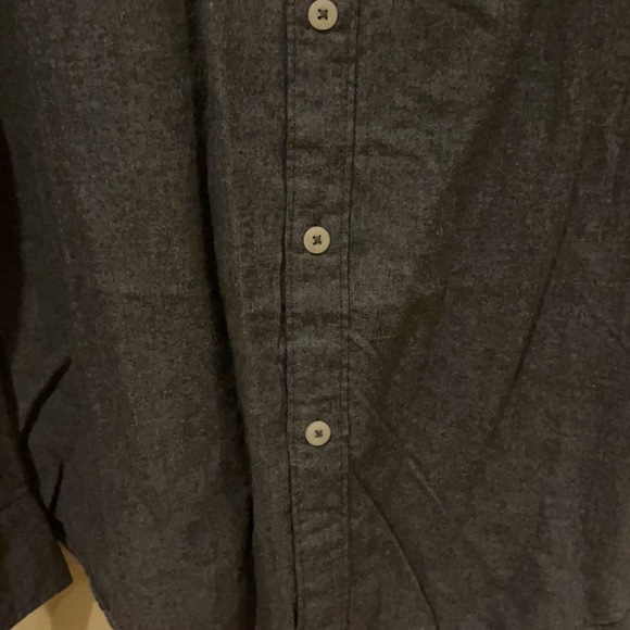 American Eagle outfitters seriously soft long sleeve button down dress shirt - Picture 4 of 6